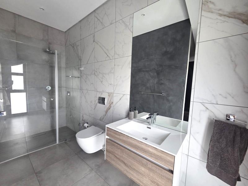 5 Bedroom Property for Sale in The Islands Estates North West